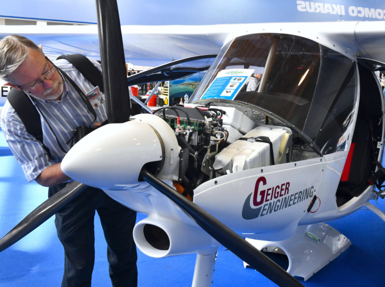 Electric aircraft ready for takeoff: The first Lindbergh e-flight rally