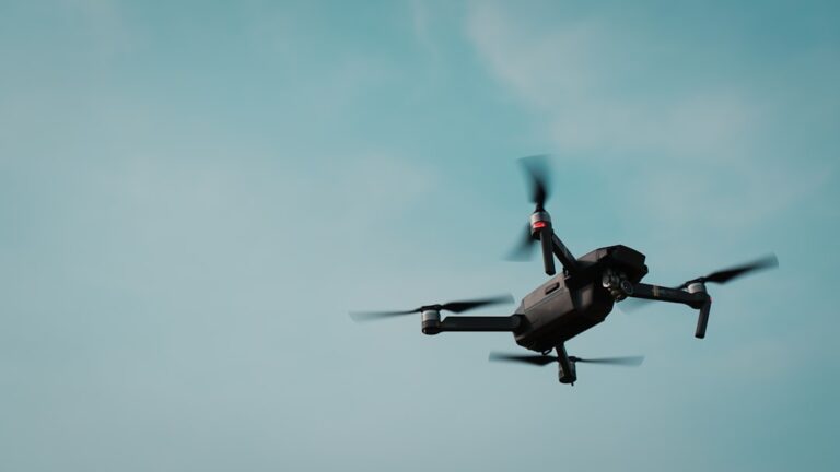 Drone in volo - immagine di repertorio FlyEurope per notizie su UAS e droni