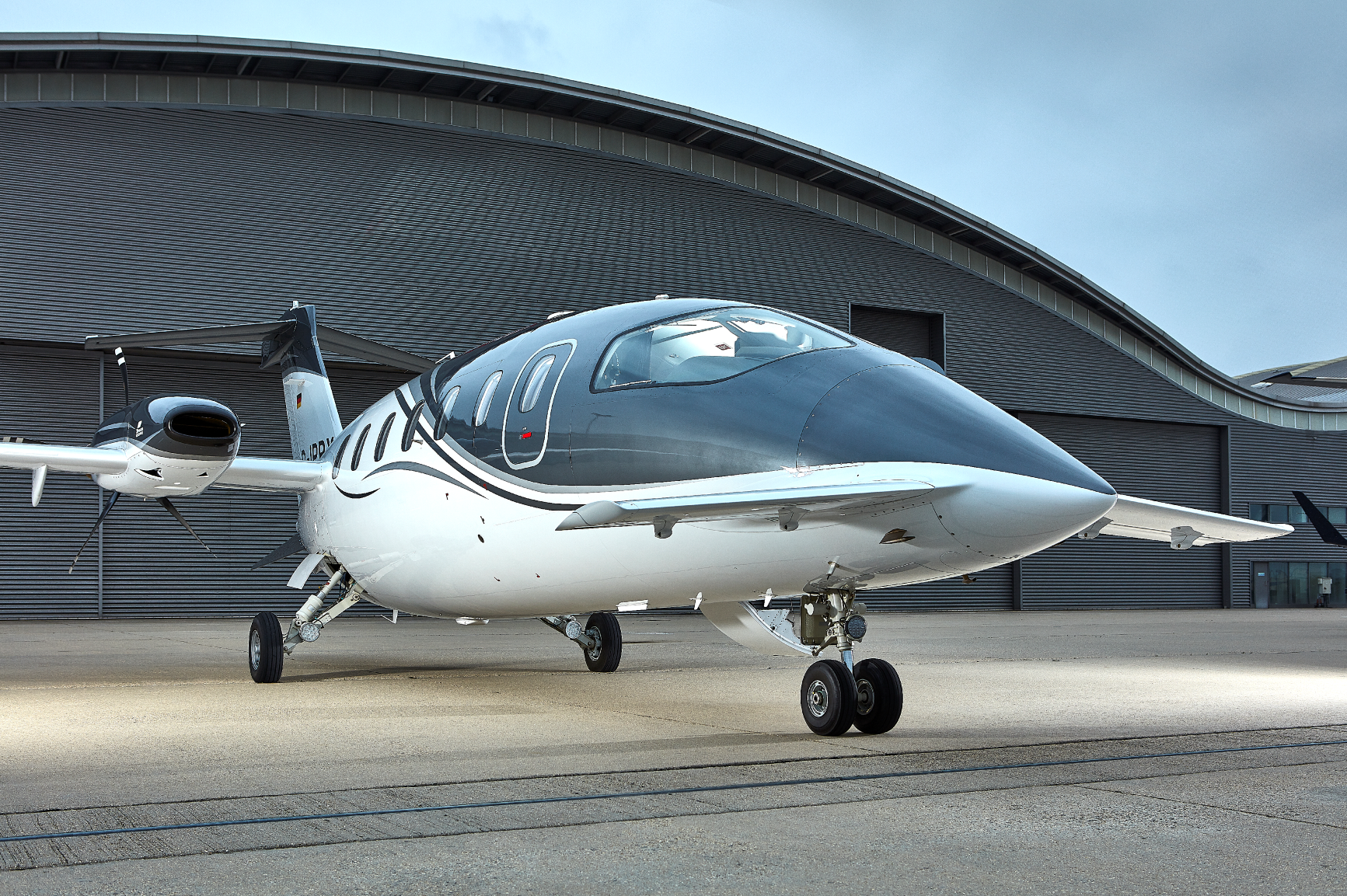 Il Piaggio P.180 Avanti presentato all’Air Charter Expo 2026