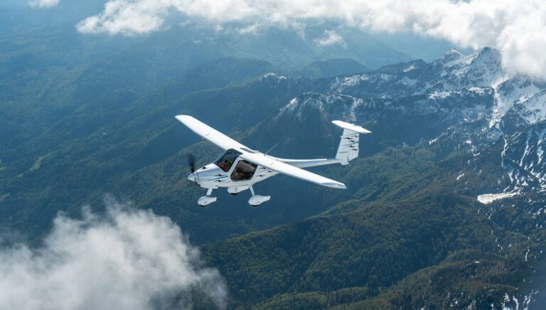 Pipistrel Voyager: Epic Flight Academy ne ordina fino a 50 per l’era MOSAIC