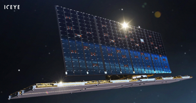 Satellite radar ICEYE per osservazione terrestre