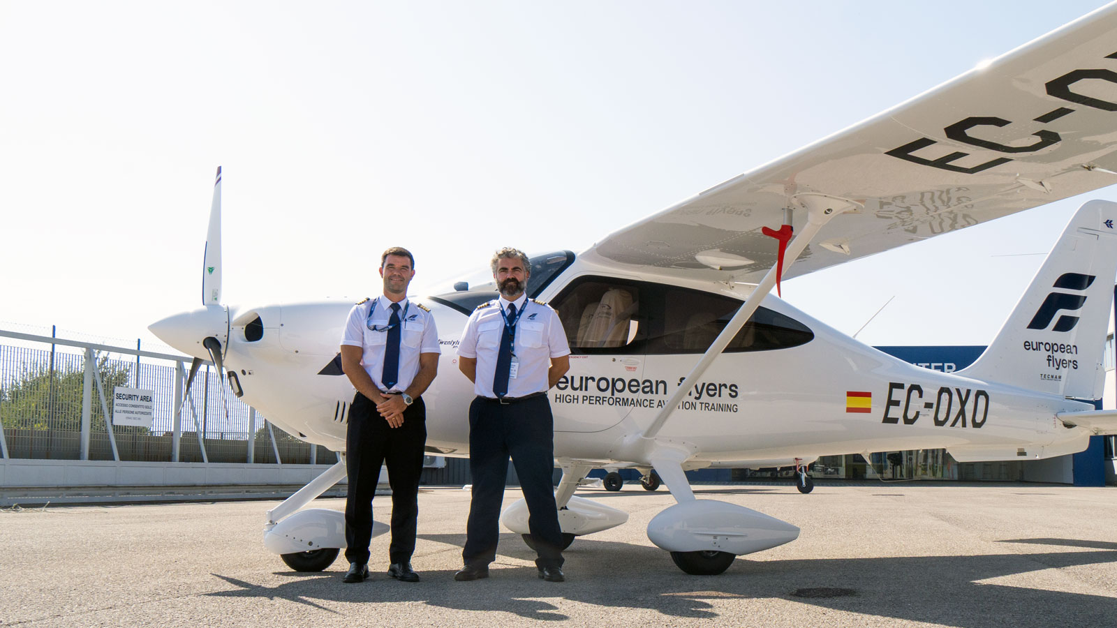 Il Tecnam P2010 TDI consegnato a European Flyers