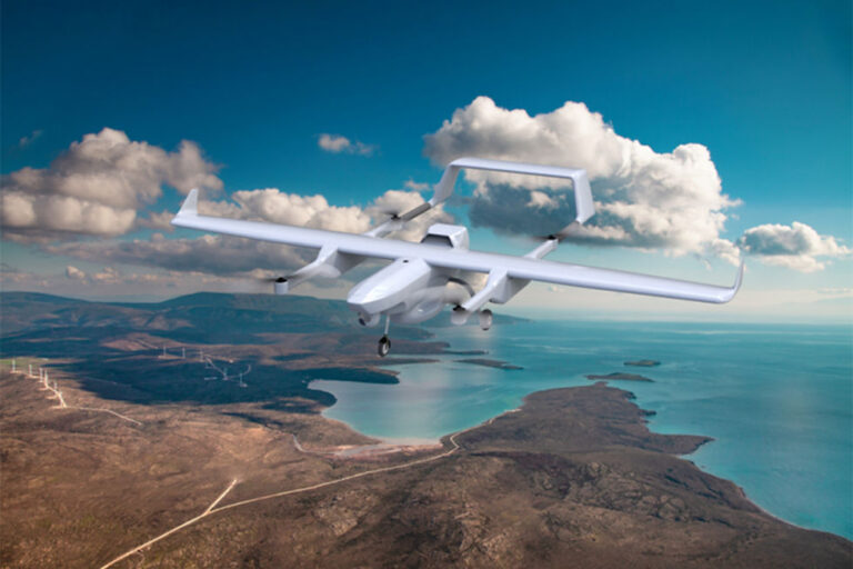 Drone Airbus U010 Aliaca VTOL in volo sulla costa