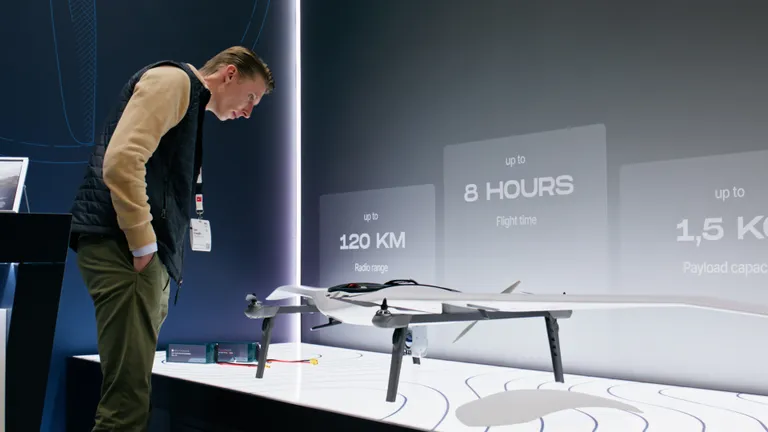 Il drone VTOL DeltaQuad Evo-LE esposto a EUDEX 2026