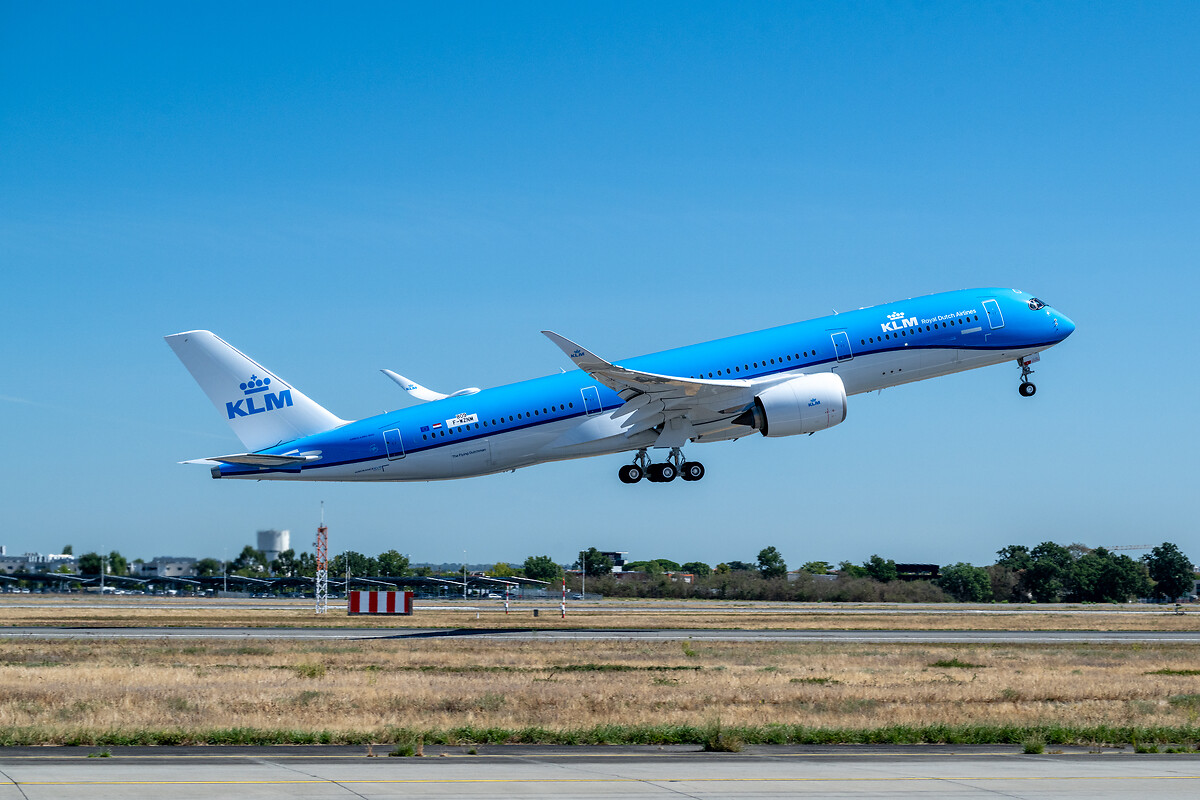 Il primo Airbus A350-900 di KLM in volo